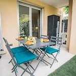 Διαμέρισμα Parking Securise -climatise-piscine-terrasse-am *