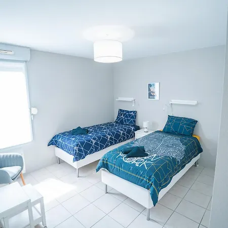 Apartment Parking Securise -climatise-piscine-terrasse-am *