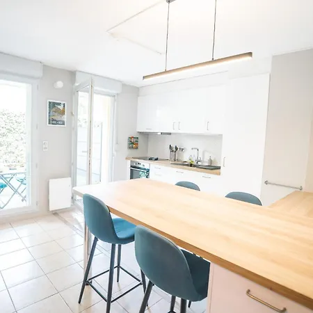 Parking Securise -climatise-piscine-terrasse-am Appartement