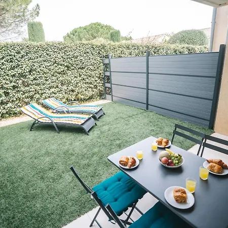 Parking Securise -climatise-piscine-terrasse-am *